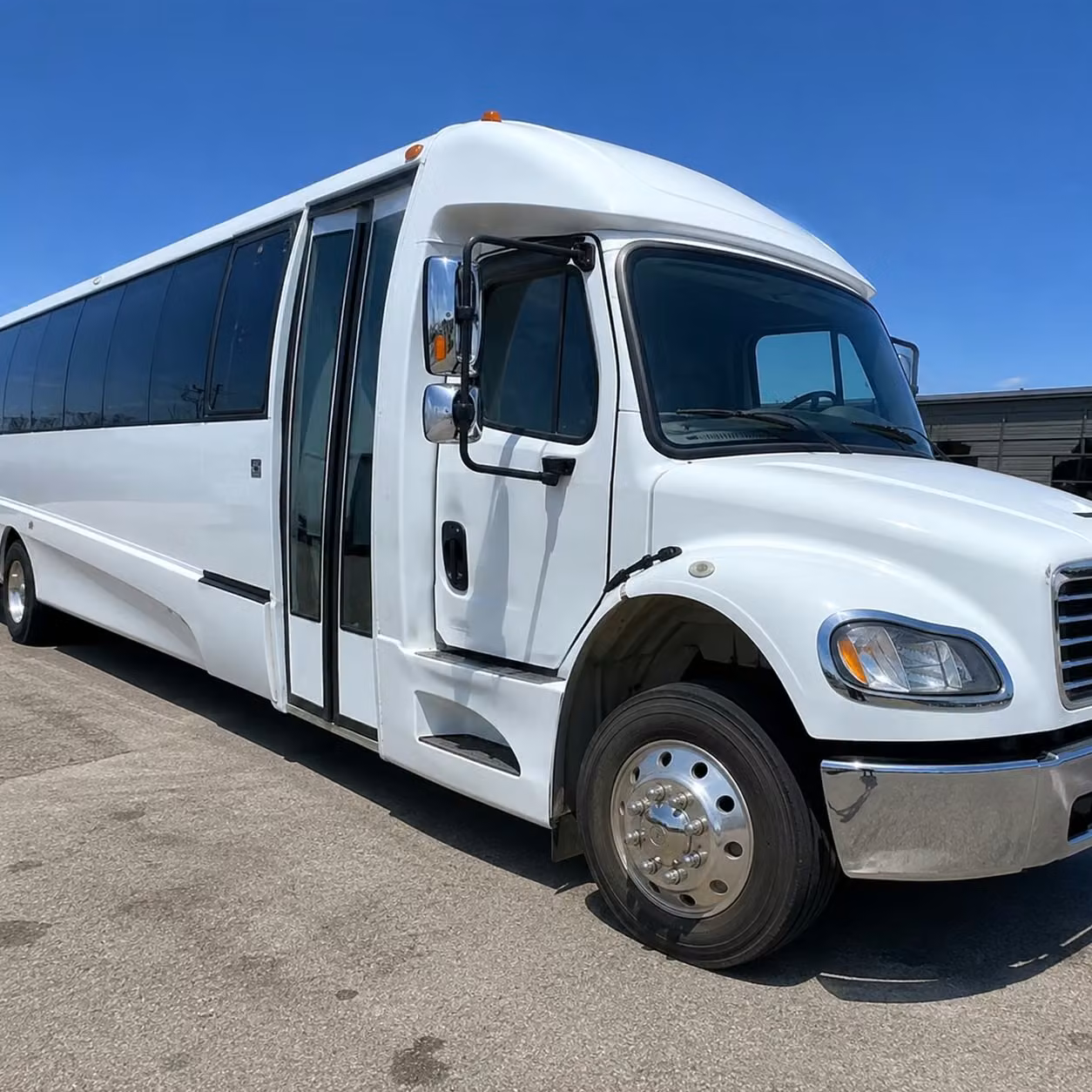 18 passenger minibus