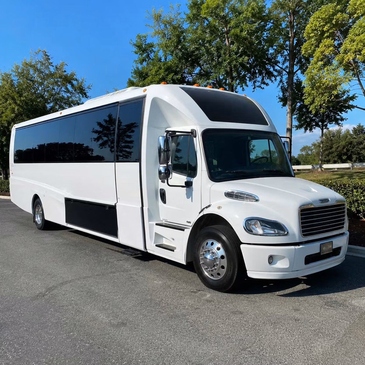 bachelorette party bus rentals and bridal party transportation in jacksonville