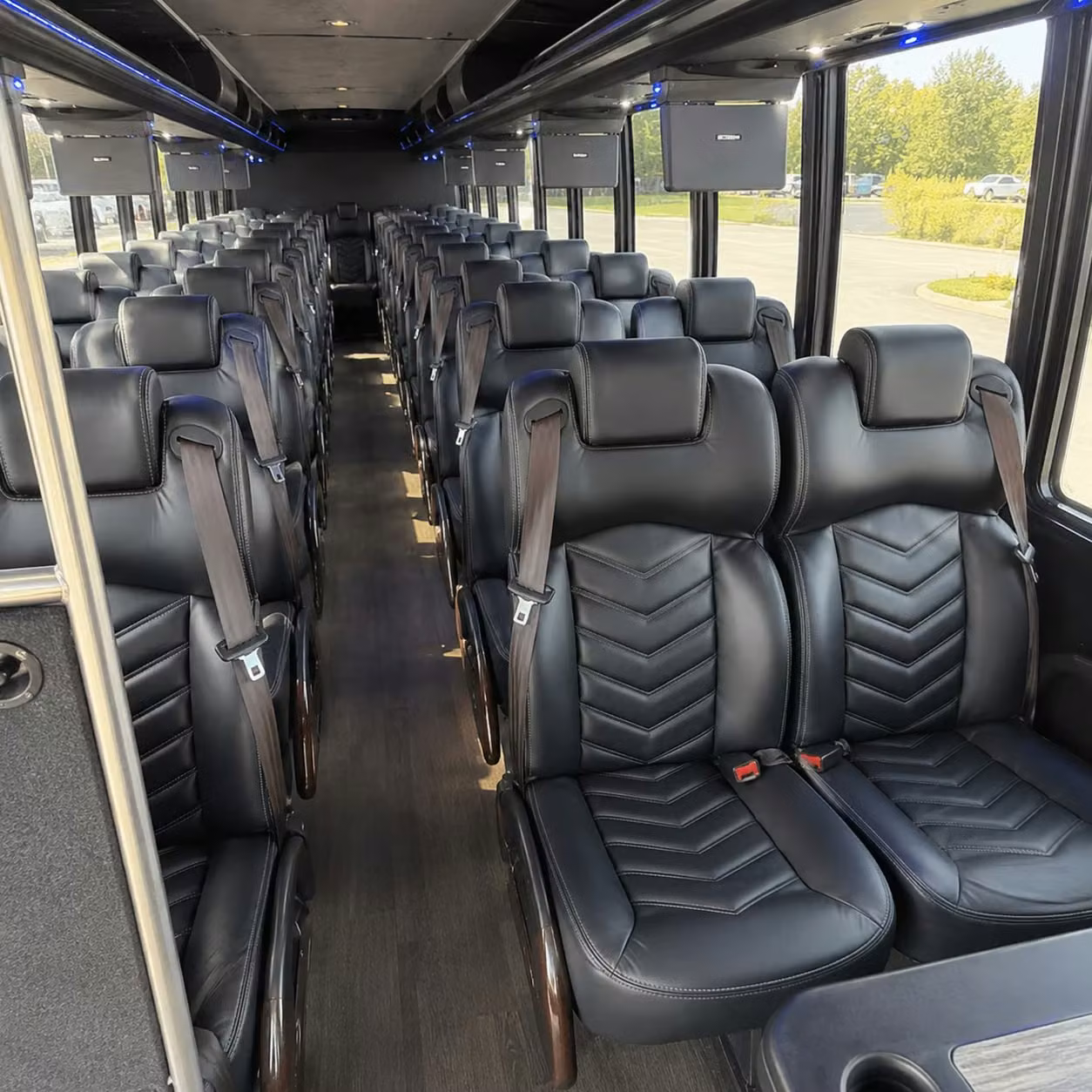 jacksonville 35 passenger minibus rental
