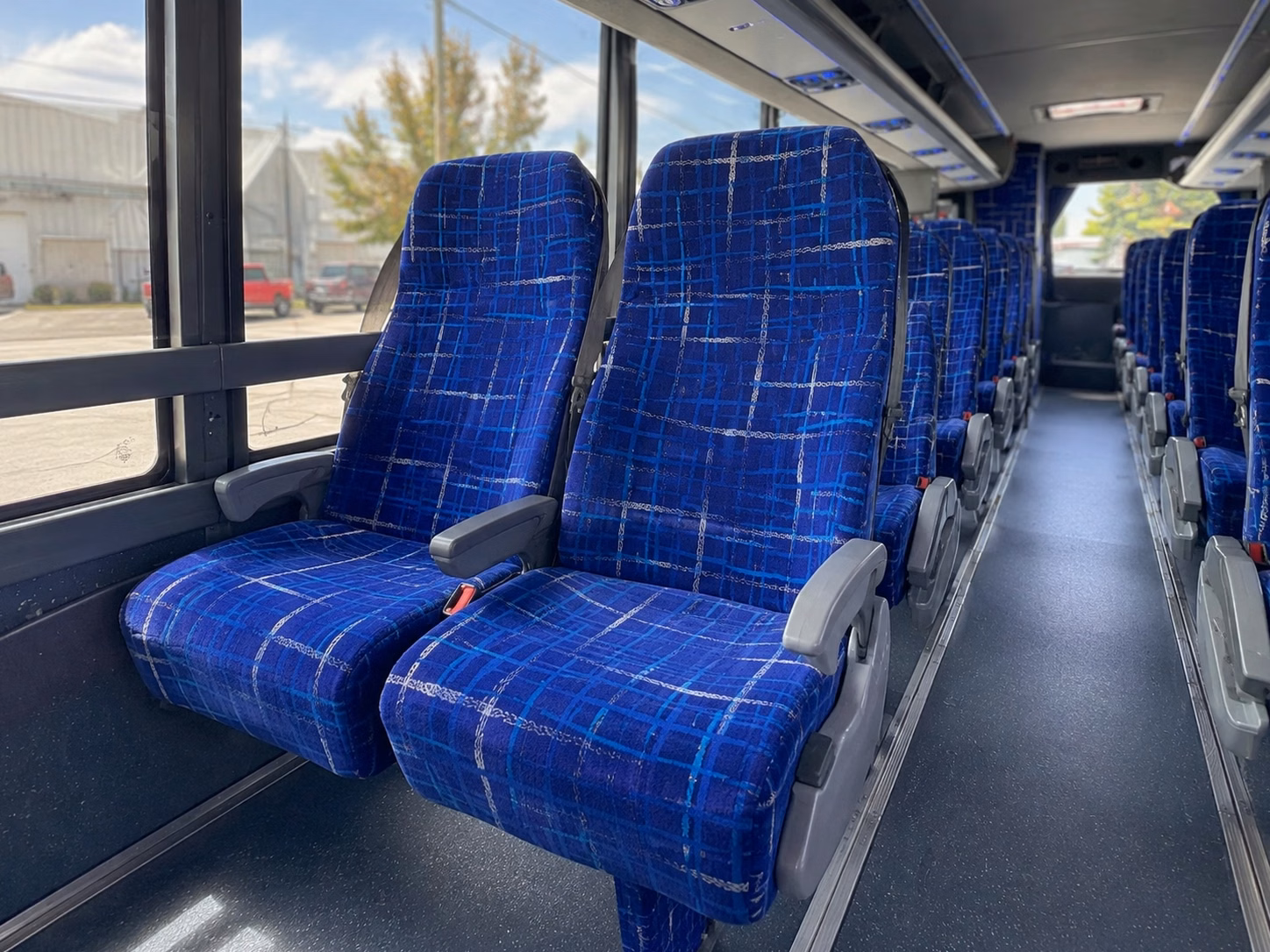 jacksonville jaguars game day shuttle bus rentals