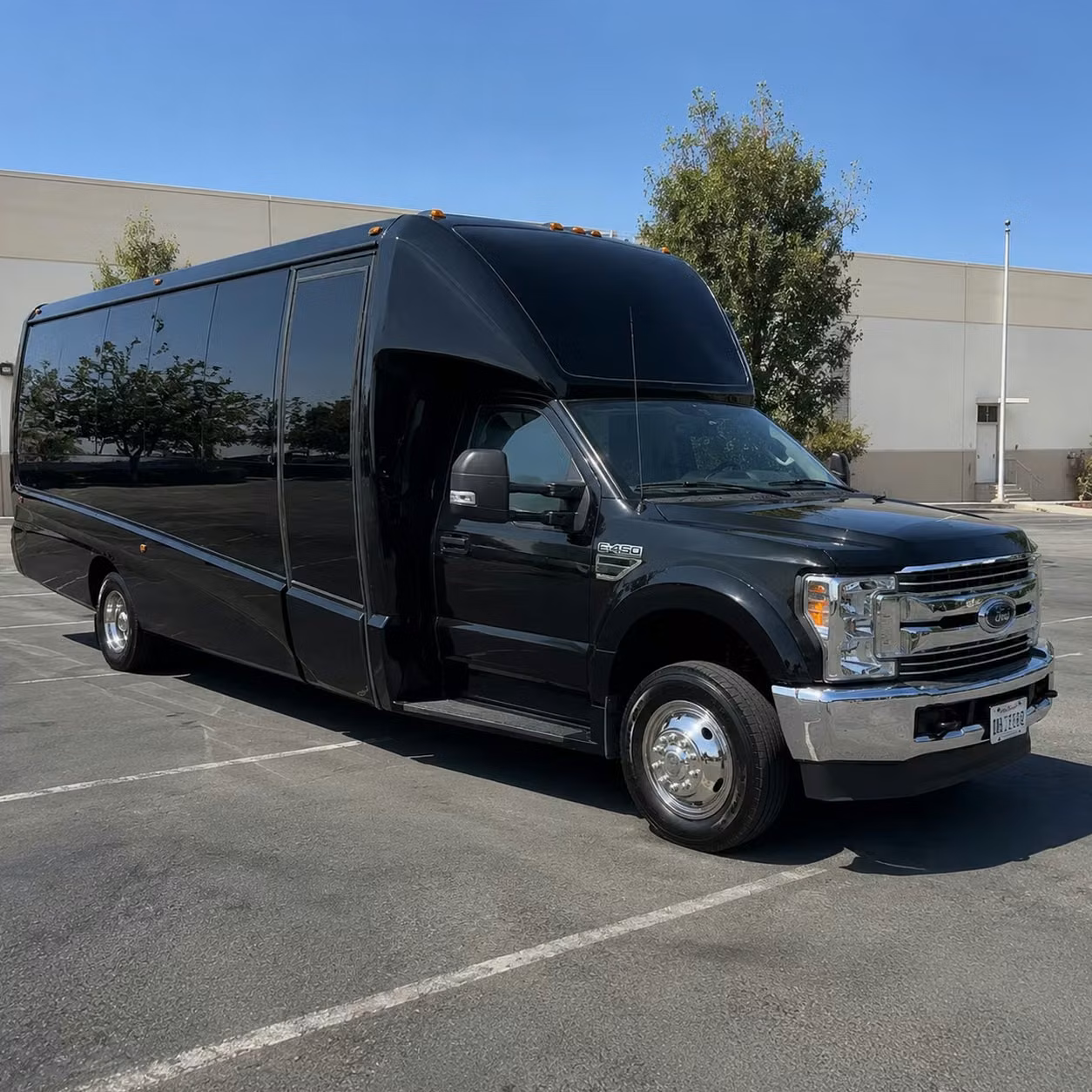 party bus rentals for jacksonville prom night groups who want to arrive in style