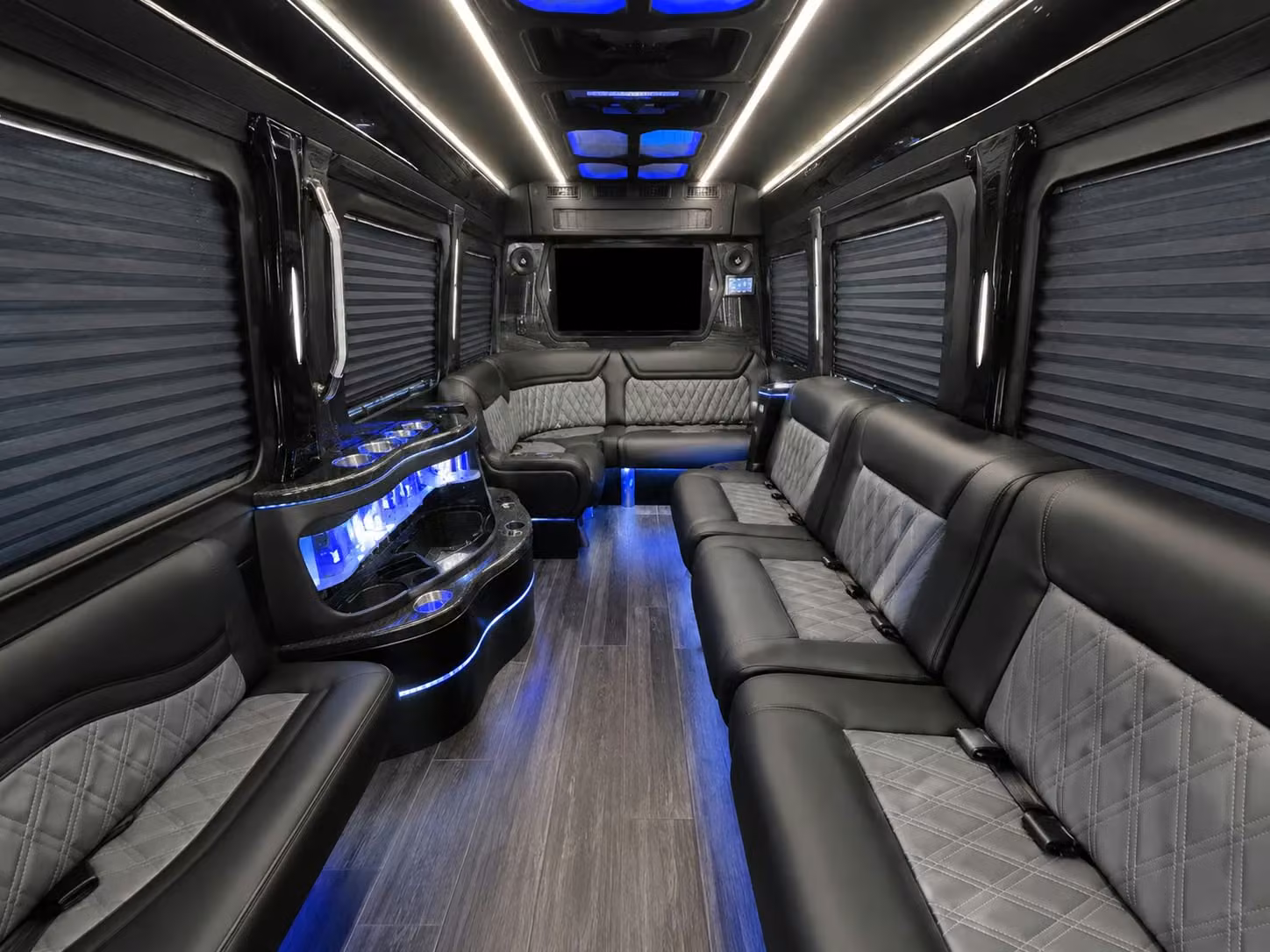 ready to arrange airport transfers for arriving and departing military personnel